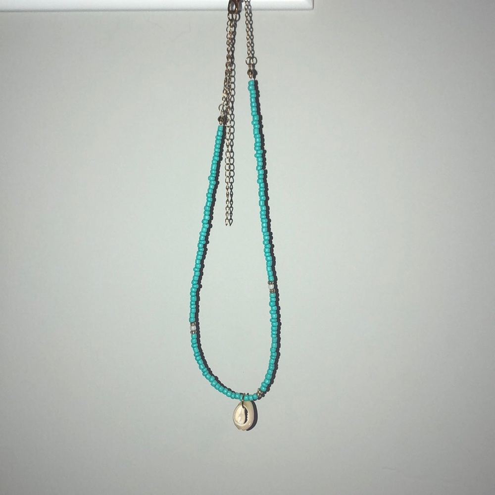 Beaded shell necklace